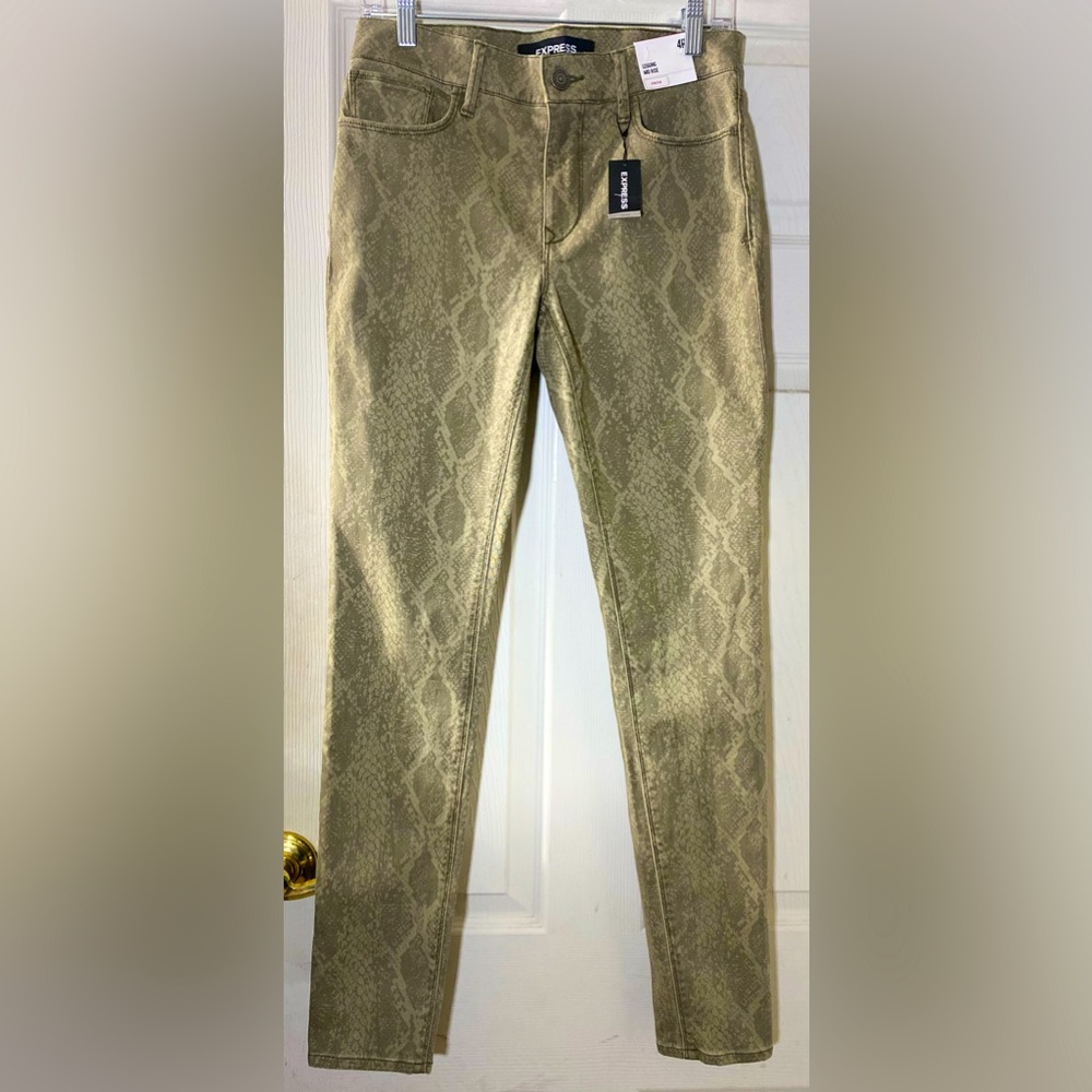 💚NEVER WORN! | Express | Snakeprint Pants | Size 4R